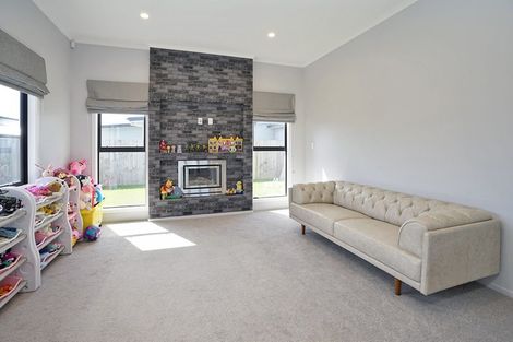Photo of property in 15 Batten Drive, Flagstaff, Hamilton, 3210