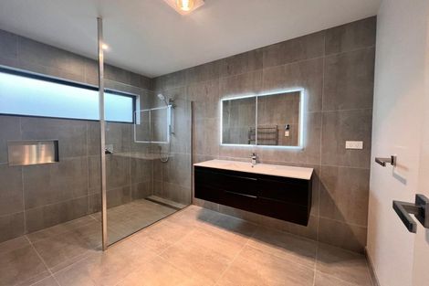 Photo of property in 27 Barnaby Road, Tuakau, 2121