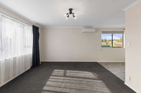 Photo of property in 65a Pohutukawa Drive, Owhata, Rotorua, 3010
