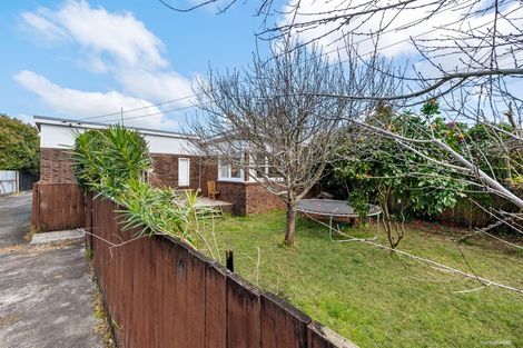 Photo of property in 15 Station Road, Takanini, 2112