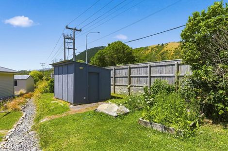 Photo of property in 1 Te Naihi Place, Paraparaumu, 5032