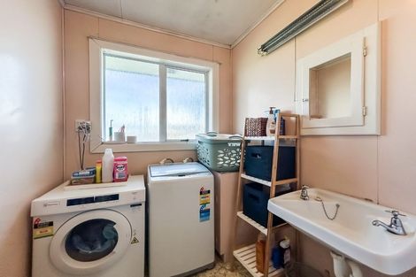 Photo of property in 41 Robertson Street, Richmond, Invercargill, 9810