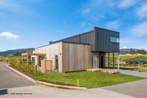 Photo of property in 4 Mirek Street, Waikanae, 5036