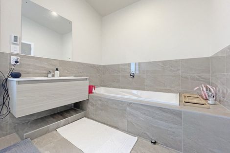 Photo of property in 20 Rochdale Drive, Churton Park, Wellington, 6037