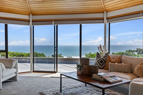 Photo of property in 175 Oaia Road, Muriwai, Waimauku, 0881