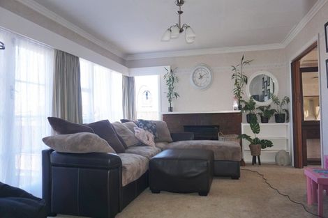 Photo of property in 52 Trafalgar Street, Levin, 5510