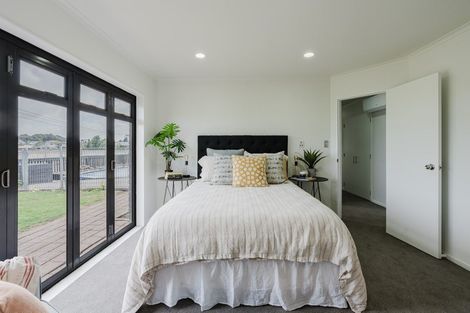 Photo of property in 12 Sunny Dale, Western Heights, Hamilton, 3200