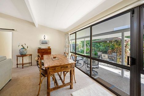 Photo of property in 72 Puketapu Road, Taradale, Napier, 4112