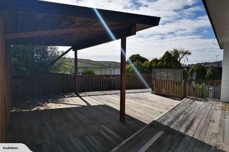 Photo of property in 48a Whiting Grove, West Harbour, Auckland, 0618