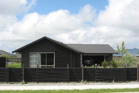 Photo of property in 28 Pentecost Road, Rangiora, 7400