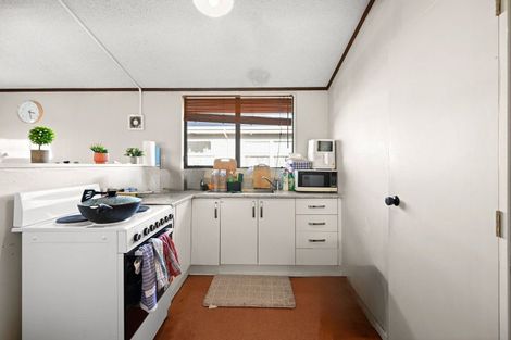 Photo of property in 61a Carrington Avenue, Silverdale, Hamilton, 3216