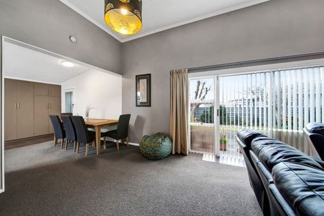 Photo of property in 48 Puriri Street, Hawera, 4610