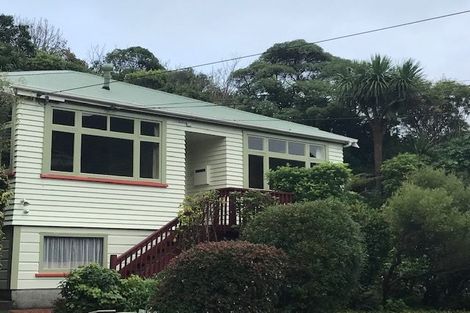 Photo of property in 24 Awarua Street, Ngaio, Wellington, 6035