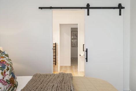 Photo of property in 5 Kasia Close, Massey, Auckland, 0614