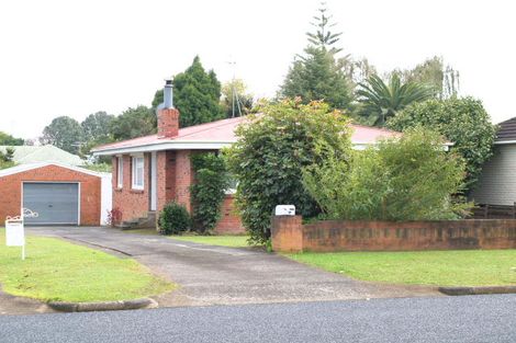 Photo of property in 25 Landon Avenue, Mangere East, Auckland, 2024