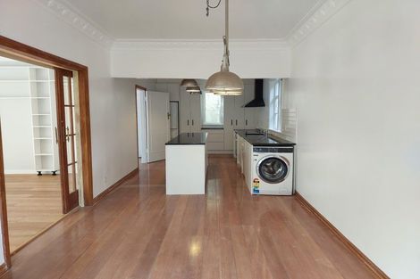 Photo of property in 100 Barnard Street, Wadestown, Wellington, 6012