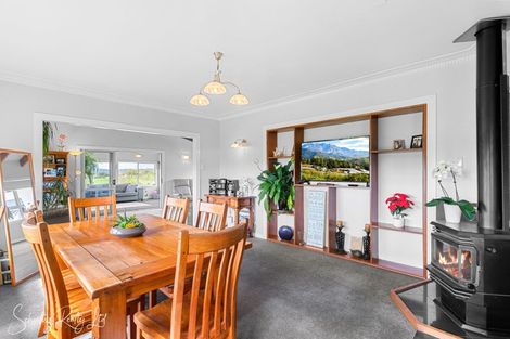 Photo of property in Bickerstaffe Road, Maungaturoto, 0520