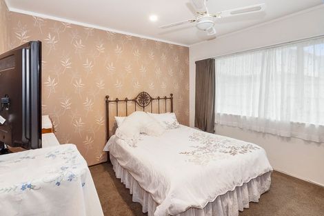 Photo of property in 2/19 James Road, Manurewa, Auckland, 2102