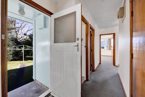 Photo of property in 63 Cook Street, Marfell, New Plymouth, 4310