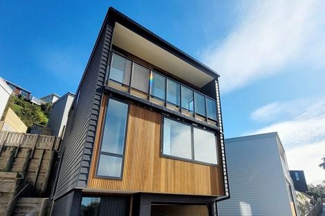 Photo of property in 16 Silvereye Way, Johnsonville, 6037