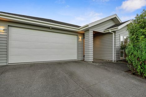 Photo of property in 97 Pohutukawa Parade, Riverhead, 0820