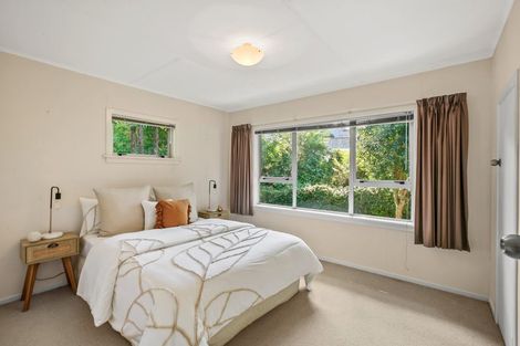 Photo of property in 4 Elizabeth Place, Ferndale, New Plymouth, 4310