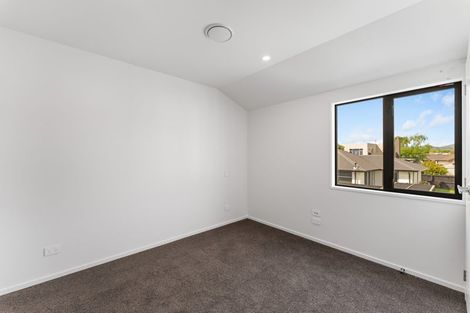 Photo of property in 3/55 Marshland Road, Shirley, Christchurch, 8061