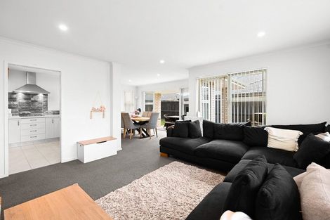 Photo of property in 22 Ladeira Place, Fitzroy, Hamilton, 3206