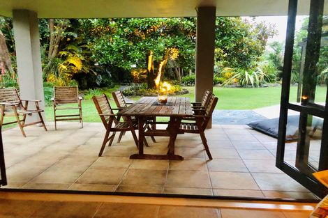 Photo of property in 22 Glamis Avenue, Manly, Whangaparaoa, 0930