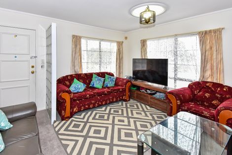Photo of property in 193 Finlayson Avenue, Clendon Park, Auckland, 2103