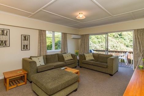Photo of property in 2 Curtis Street, Northland, Wellington, 6012