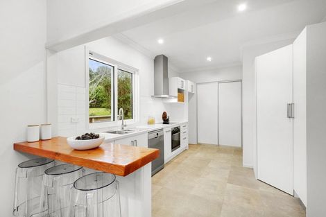 Photo of property in 33 Tawa Terrace, Tawa, Wellington, 5028