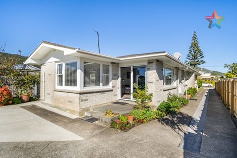 Photo of property in 25a Porutu Street, Fairfield, Lower Hutt, 5011