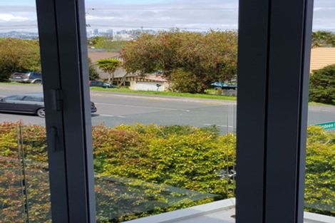 Photo of property in 217 East Coast Road, Campbells Bay, Auckland, 0620