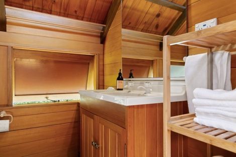 Photo of property in 69 Mere Road, Taupo, 3330