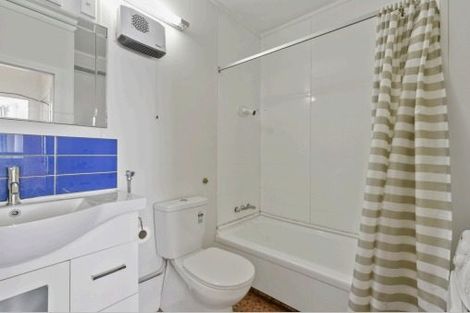Photo of property in Hobson Court Flats, 11/70u Hobson Street, Thorndon, Wellington, 6011