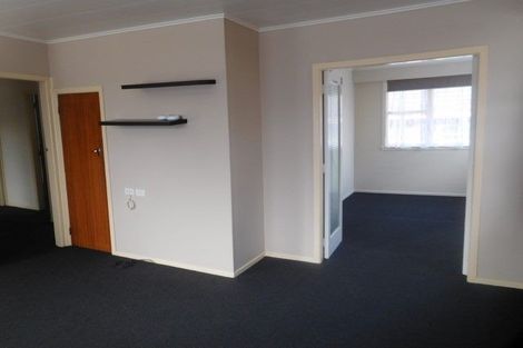 Photo of property in 67 Young Street, New Plymouth, 4310