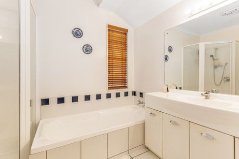 Photo of property in 1 Blakey Avenue, Karori, Wellington, 6012