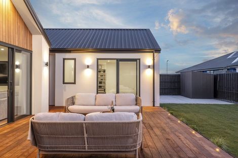 Photo of property in 8 Bamberger Way, Rangiora, 7400