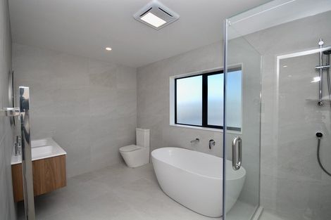 Photo of property in 9b Arran Road, Browns Bay, Auckland, 0630