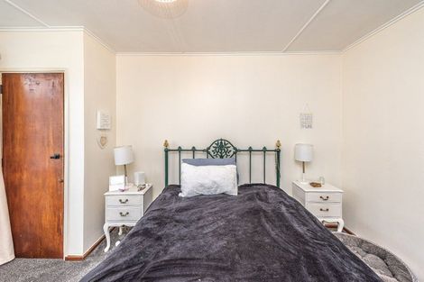 Photo of property in 28 Beaven Street, Marton, 4710