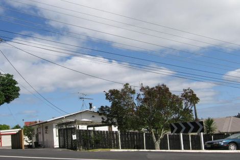 Photo of property in 2/189 Eskdale Road, Birkenhead, Auckland, 0626