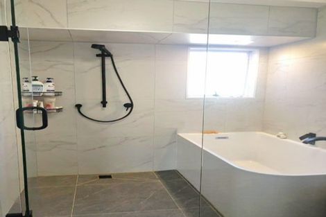 Photo of property in 2a Trafalgar Road, Milford, Auckland, 0620