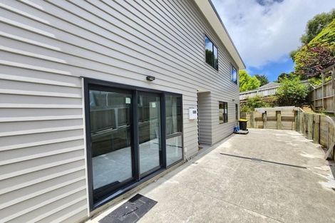 Photo of property in 1a Te Reinga View, Tawa, Wellington, 5028