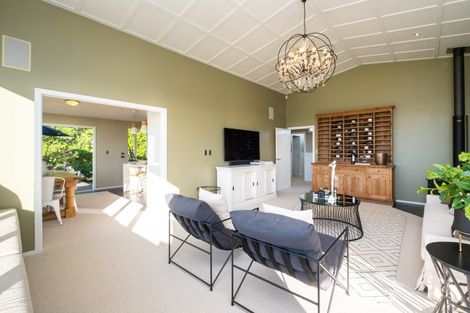 Photo of property in 55 Puflett Road, Havelock North, 4130