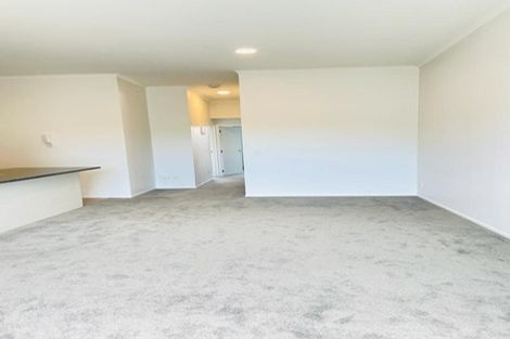 Photo of property in 18/11 Carlos Drive, Flat Bush, Auckland, 2016