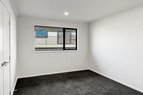 Photo of property in 11 Gibraltar Way, Fitzherbert, Palmerston North, 4410
