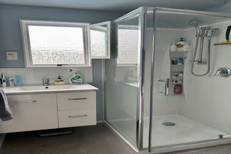 Photo of property in 48 Apollo Parade, Milson, Palmerston North, 4414