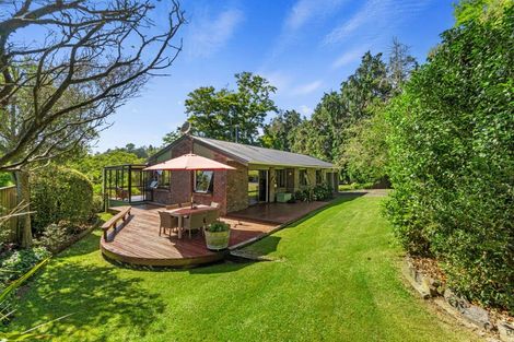 Photo of property in 1 Paratu Road, Richmond Downs, 3475