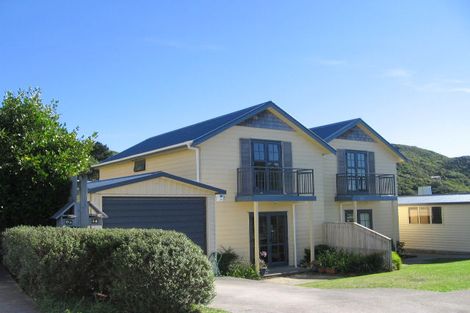 Photo of property in 11f1 Marjory Close, Broadmeadows, Wellington, 6035